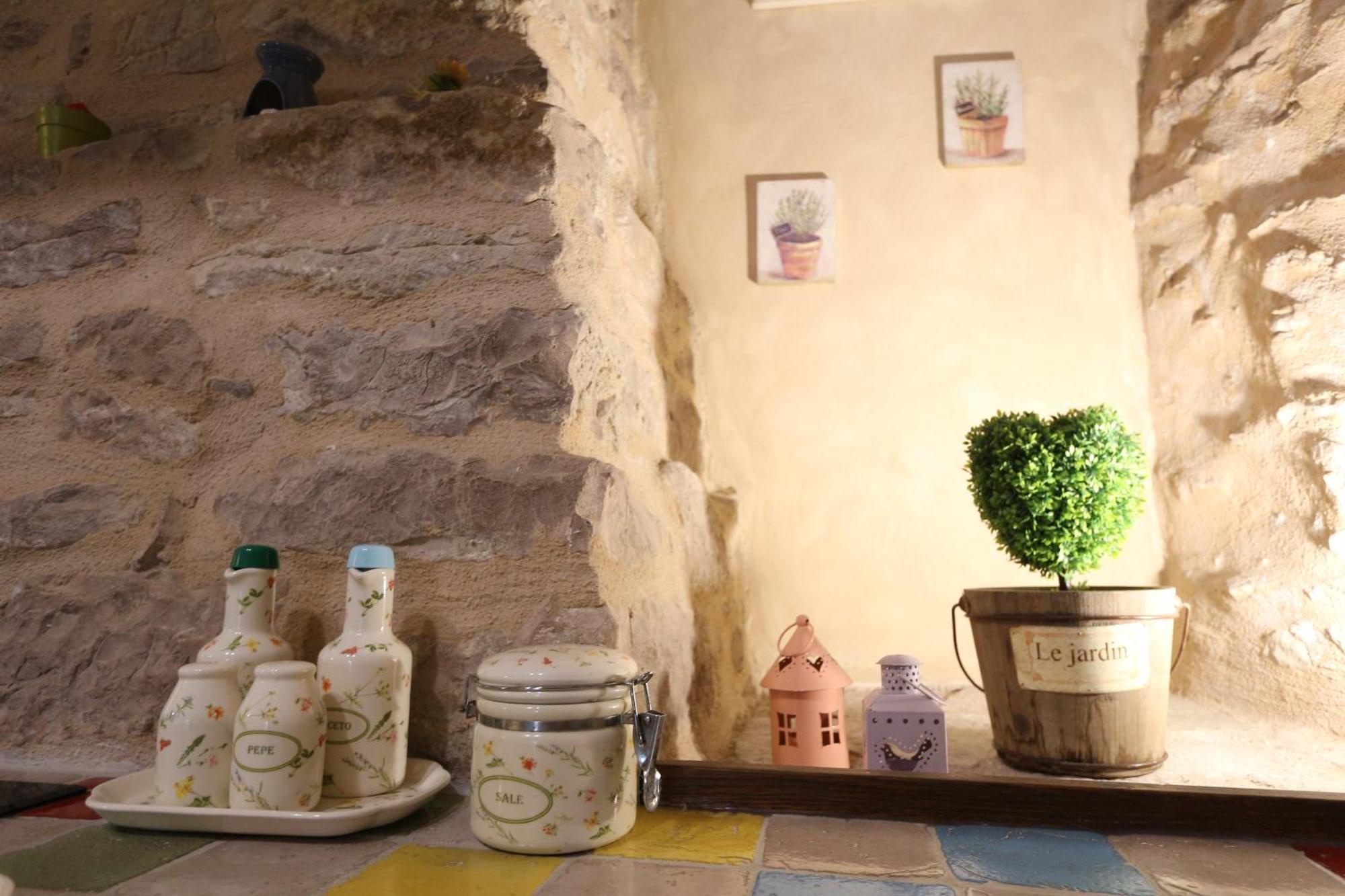מלון אסיסי La Casina Colorata מראה חיצוני תמונה