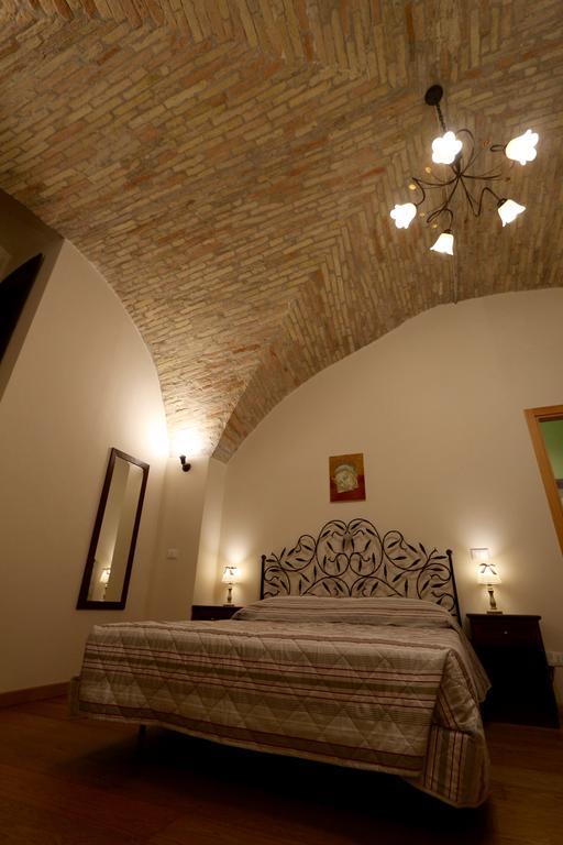מלון אסיסי La Casina Colorata חדר תמונה