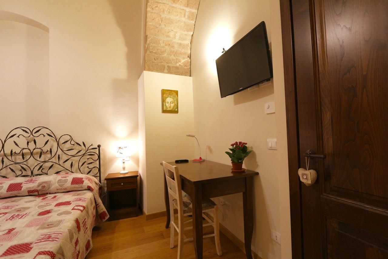 מלון אסיסי La Casina Colorata מראה חיצוני תמונה